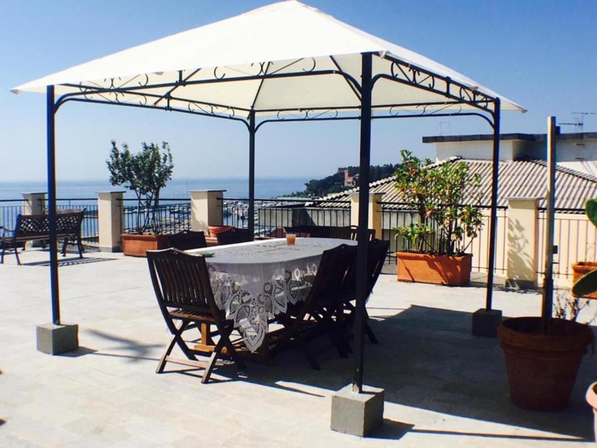 Riviera Mare Apartamento Varazze Exterior foto
